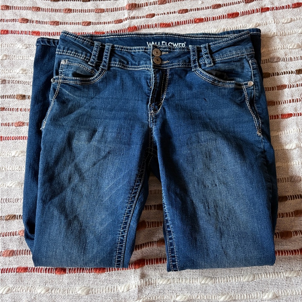 Wallflower Juniors’ Dark Blue Skinny Jeans